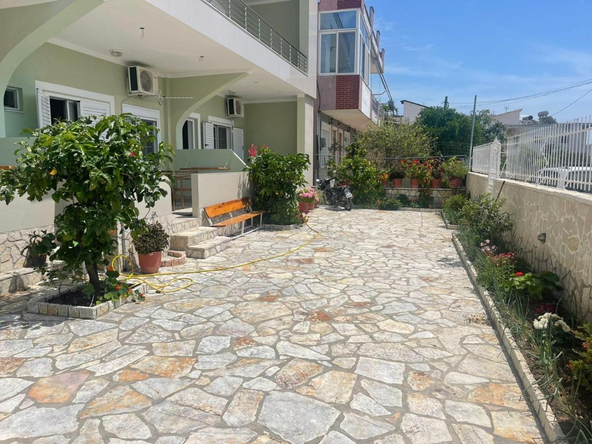 Villa Xhevdet Sarande Exterior photo